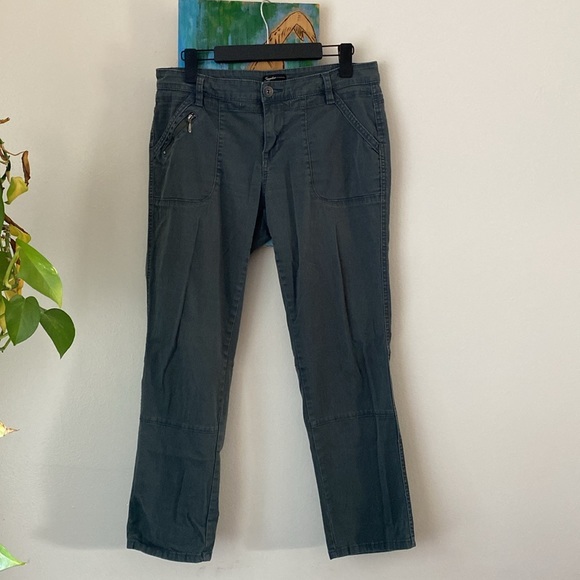 unionbay supplies Pants - Unionbay Supplies zippered pocket pants gray size 12 straight leg